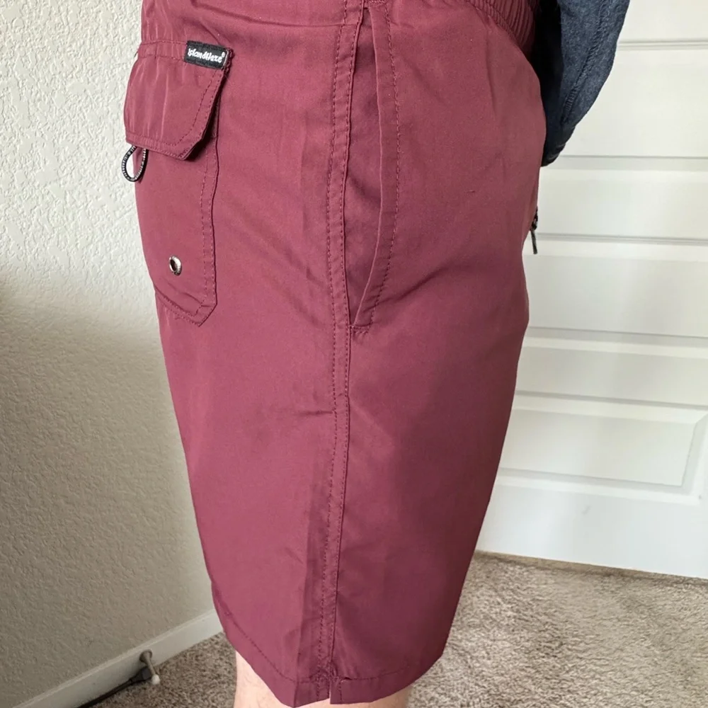 Islandhaze Burgundy Men's Swim Trunks - Size L - Picture 7 of 8
